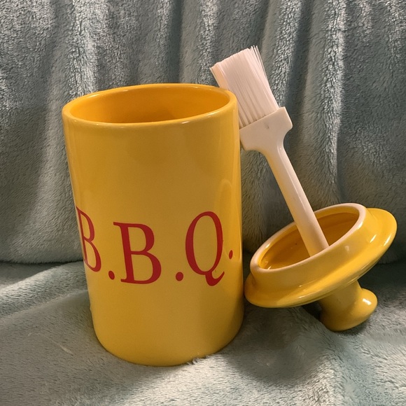 Yellow, vintage bar-b-que crock jar - Picture 2 of 2